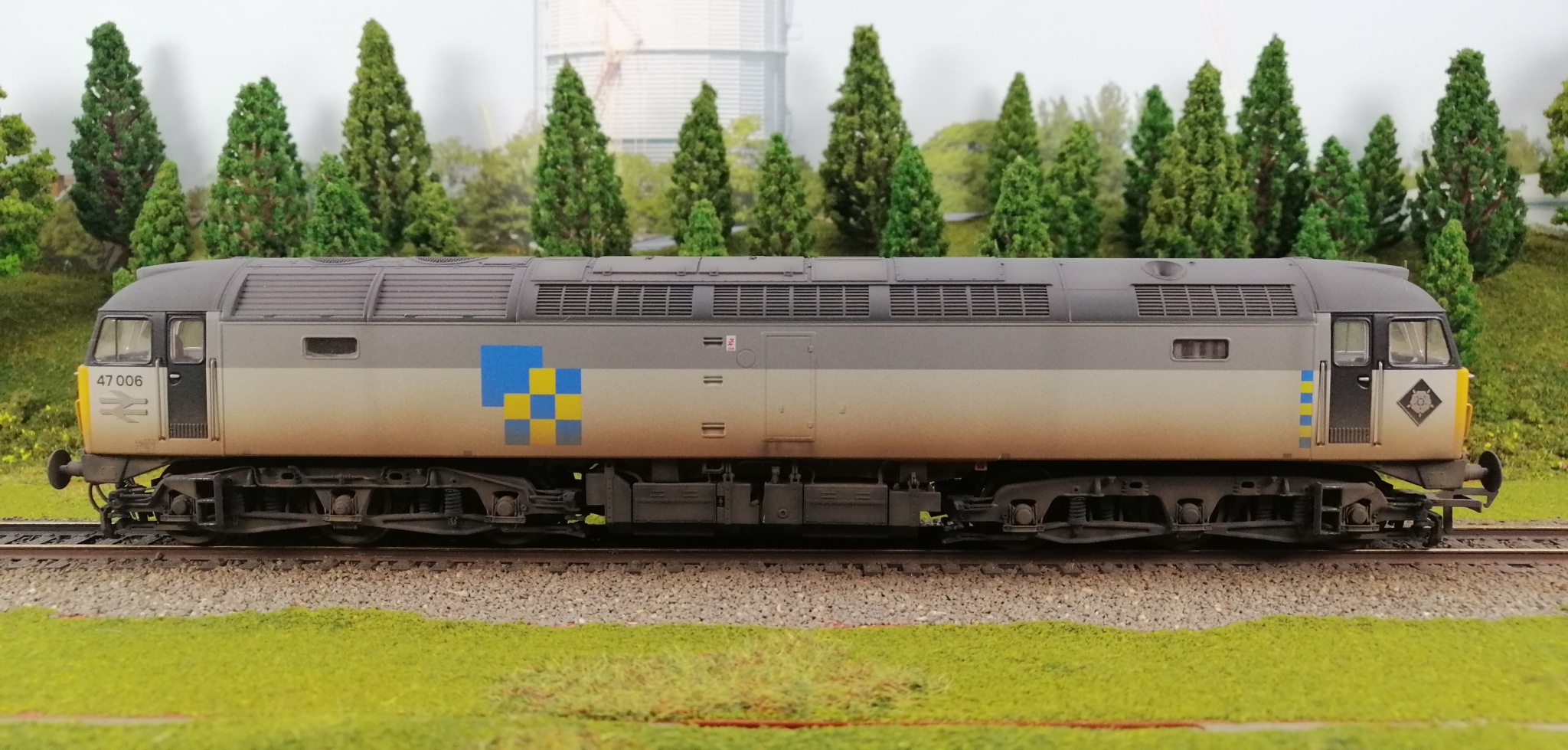 Bachmann 35-418, OO Gauge, Class 47, Diesel Locomotive, BR Railfreight ...