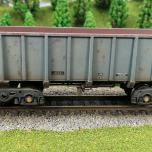 OO gauge rolling stock class JUA wagons light weathering 4