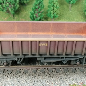 OO gauge rolling stock class MFA wagons medium weathering