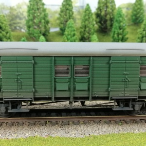 OO gauge rolling stock class Parcels van medium weathering