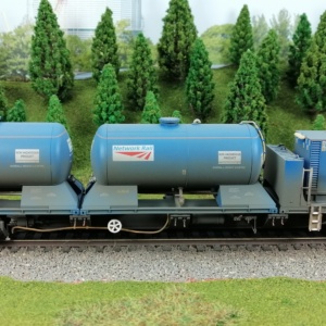 OO gauge rolling stock class RHTT medium weathering