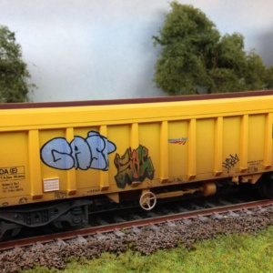 OO gauge rolling stock class hopper medium 53 with grafitti