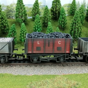 OO gauge rolling stock class mineral wagon medium weathering