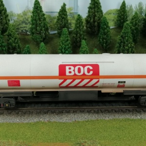 OO gauge rolling stock class tanker wagon light