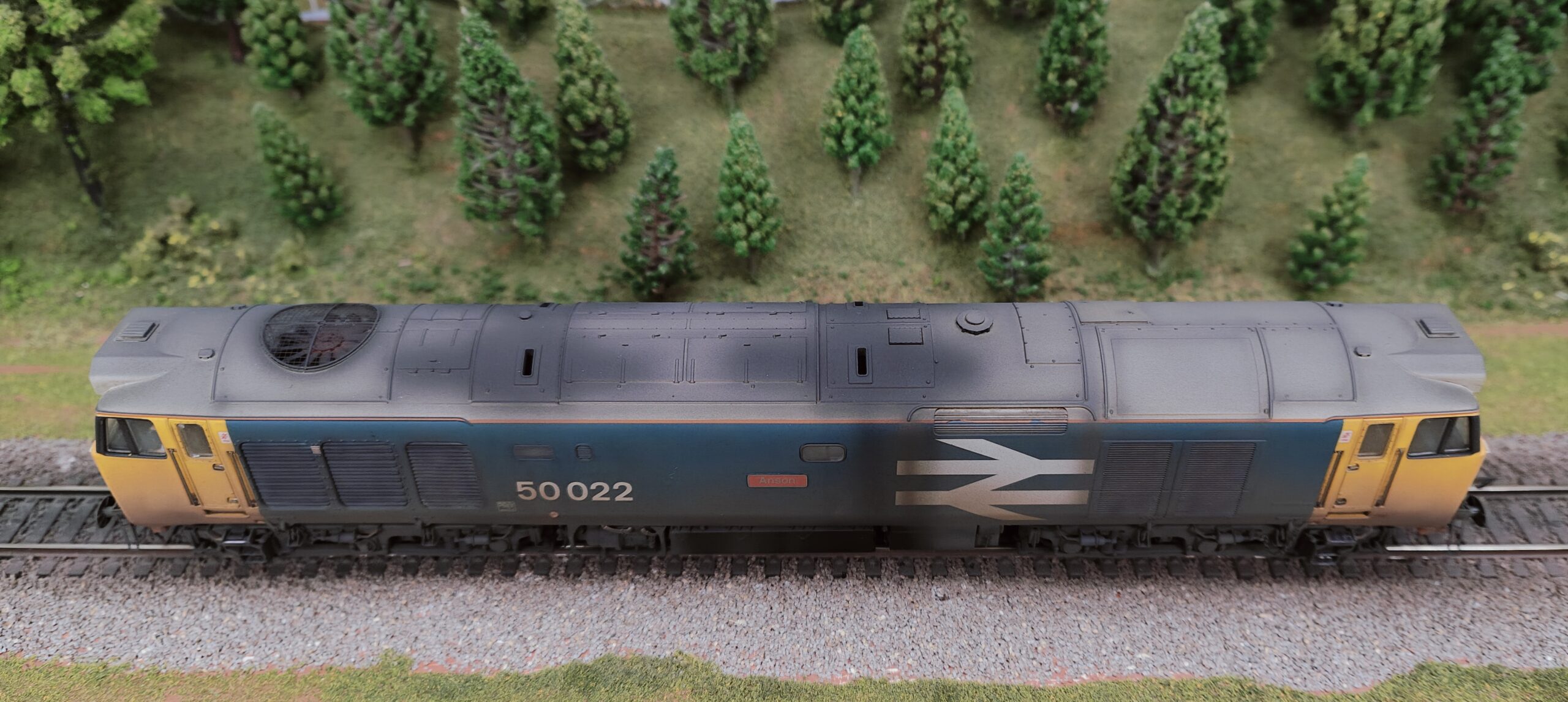 OO gauge diesel class 50022 heavy 6 OO gauge diesel class 50022 heavy 6