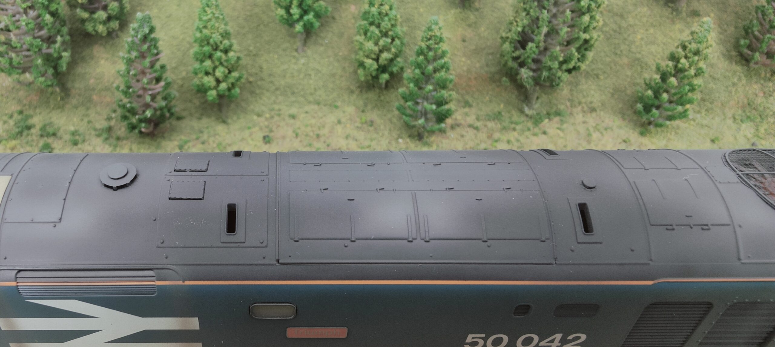 OO gauge diesel class 50042 medium 10 OO gauge diesel class 50042 medium 10