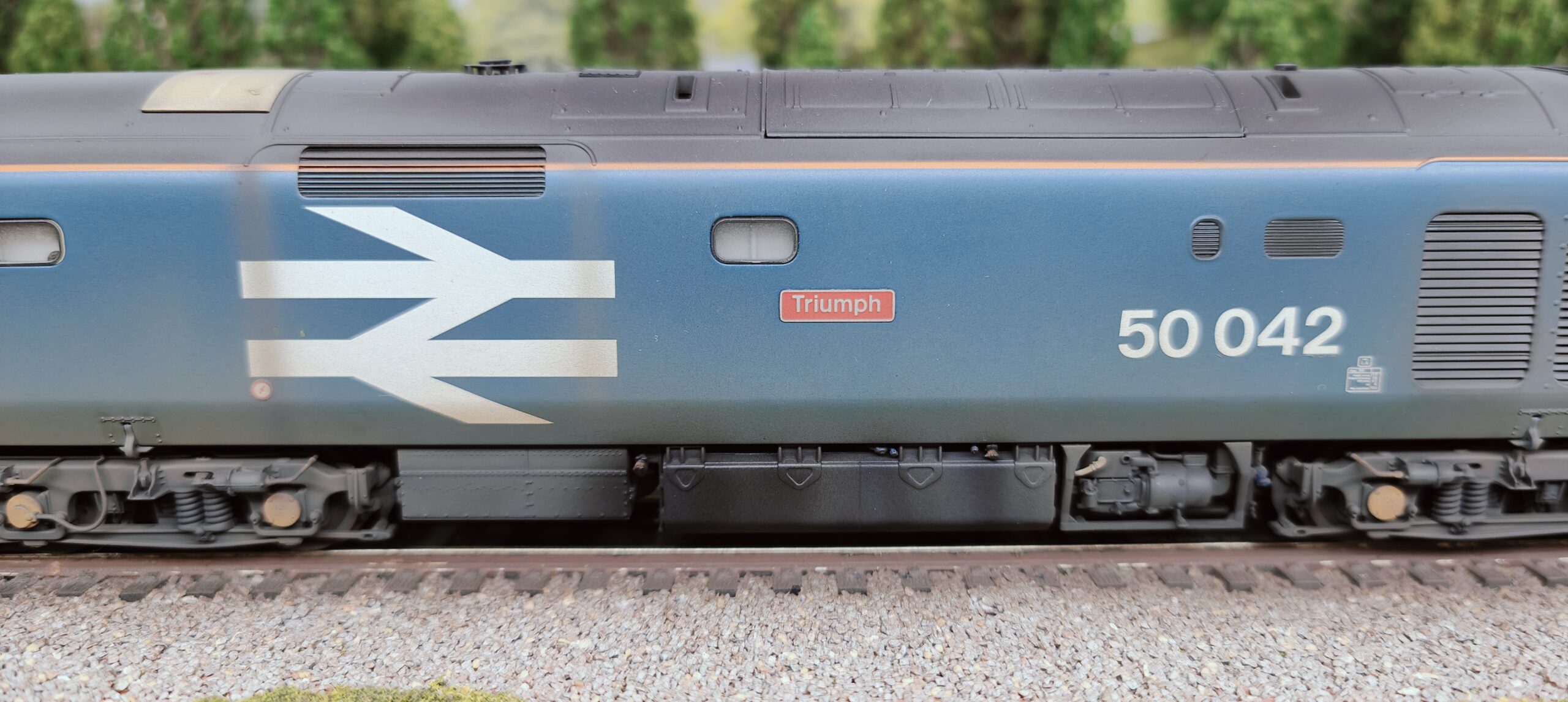 OO gauge diesel class 50042 medium 8 OO gauge diesel class 50042 medium 8